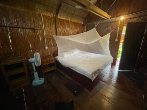 savet family homestay battambag bed