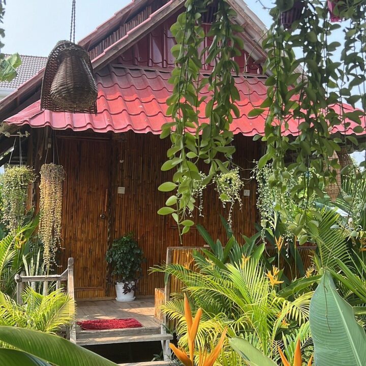 savet family homestay battambag outside