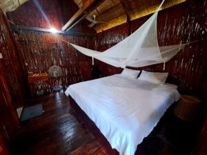 savet family homestay battambag bed