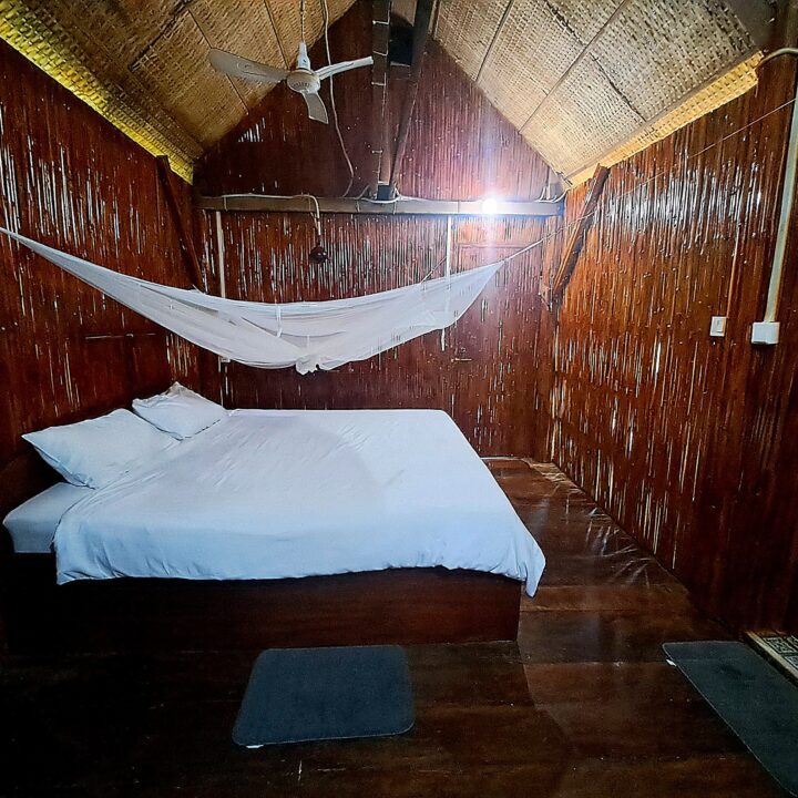 savet family homestay battambag bed